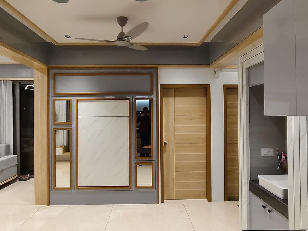 Interior 6